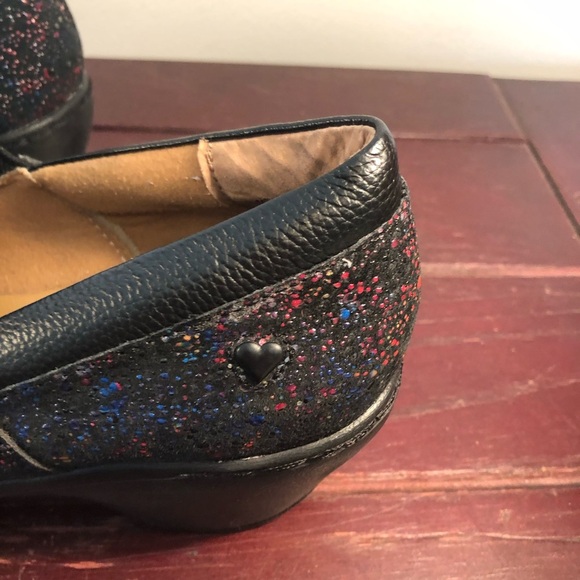 Women's Nurse Mate Cosmic Black Slip On Shoes Size 10W NWOT - Picture 6 of 10